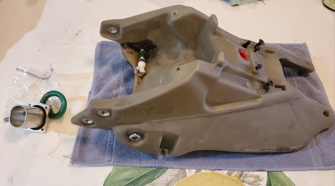 For Sale - 70 degree racing sub frame fuel tank | Husaberg Motorcycle Forum